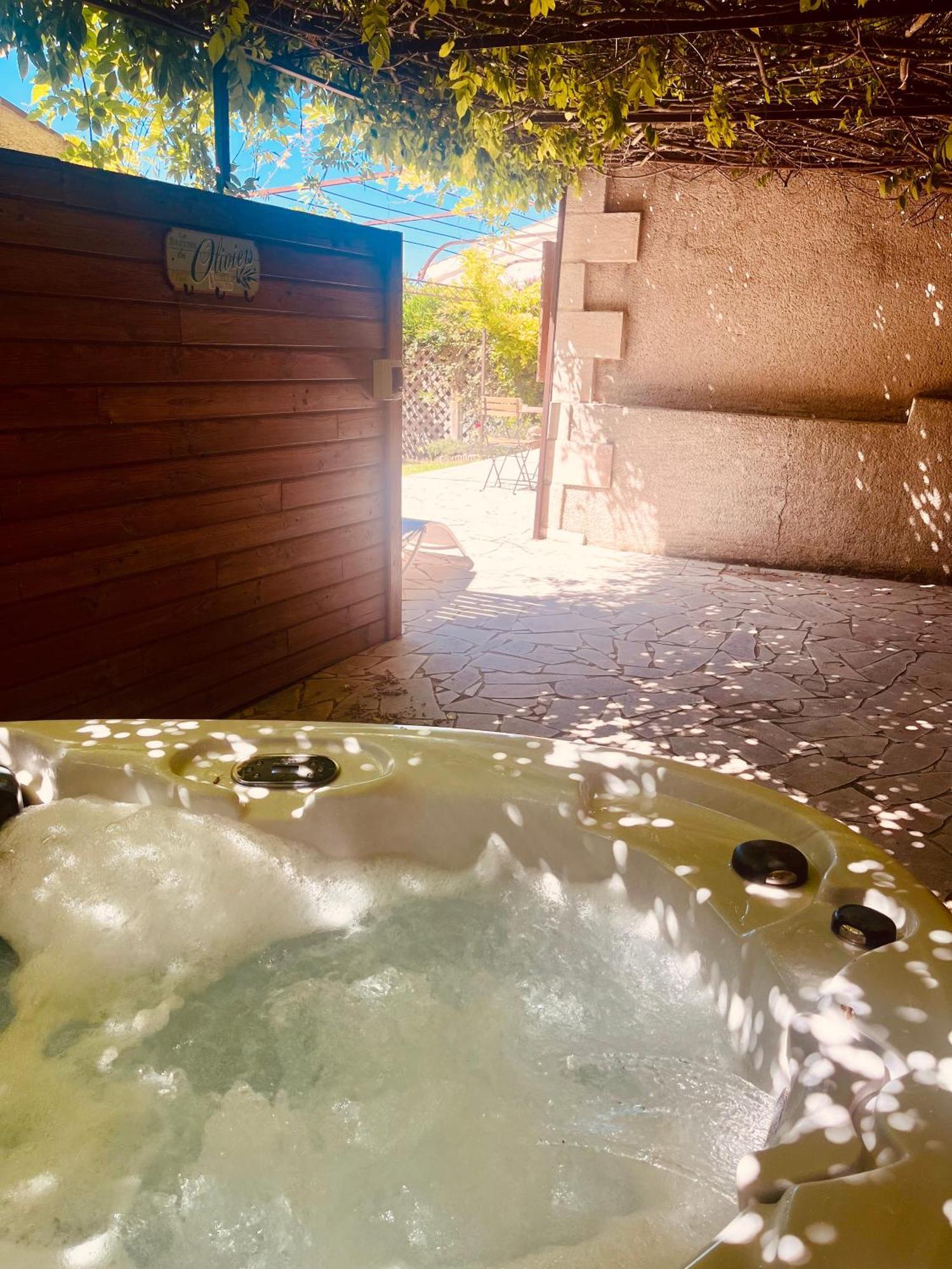 Domaine Amourella Aparthotel Льомбеск Стая снимка