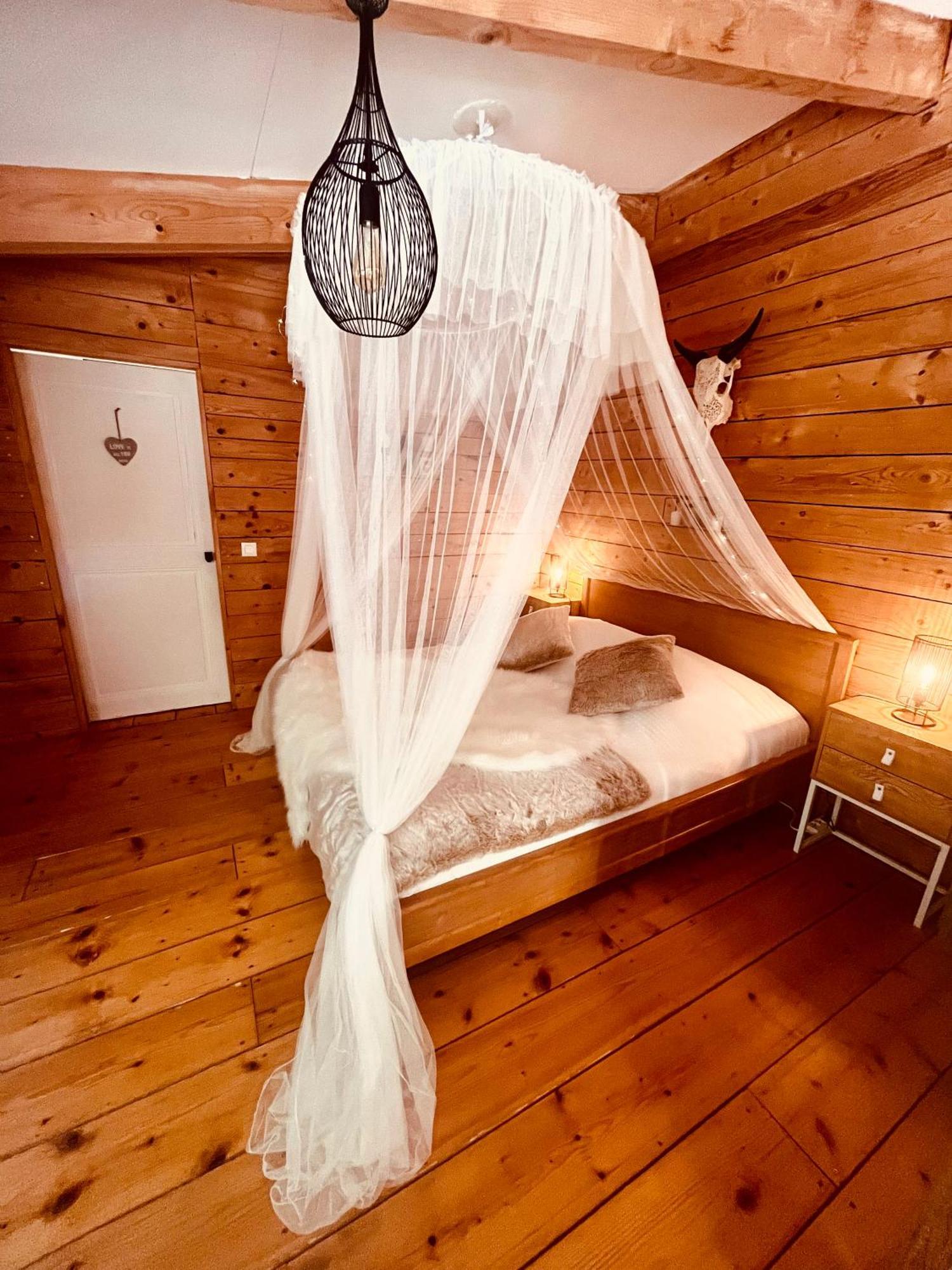 Domaine Amourella Aparthotel Льомбеск Стая снимка